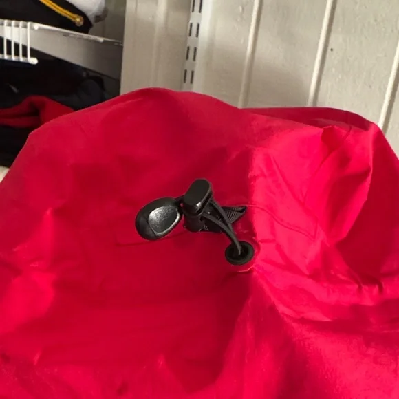 Arc’teryx Women’s Beta LT Jacket – GORE-TEX Pro - Picture 9 of 16